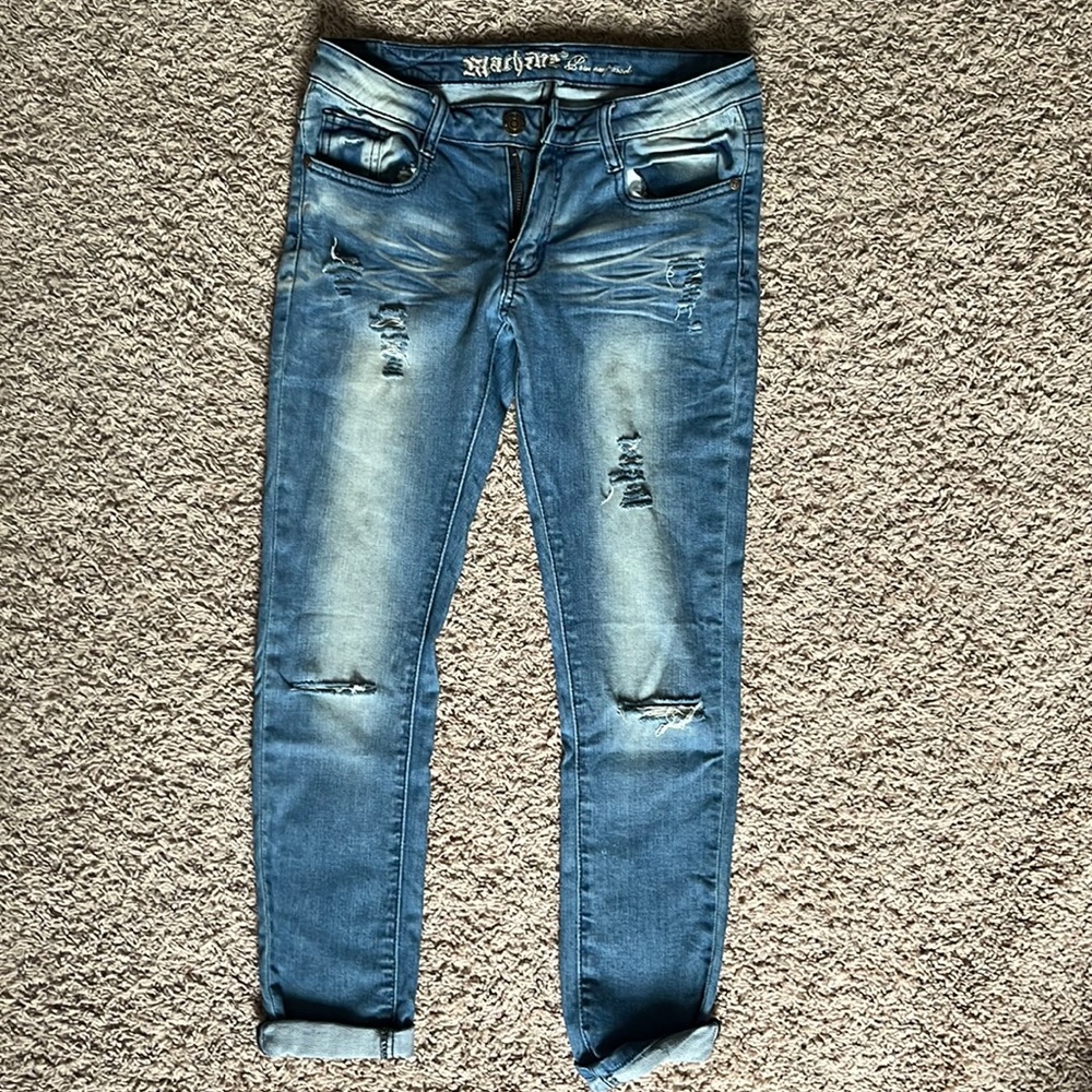 “Machine” distressed jeans